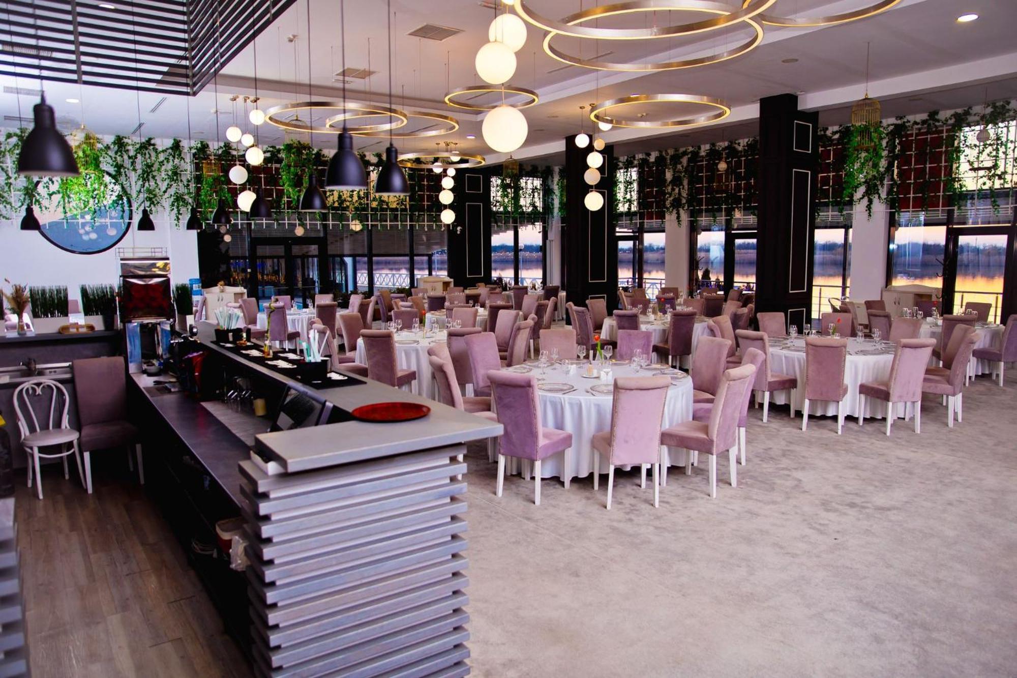 Hotel Evergreen Amara Bagian luar foto