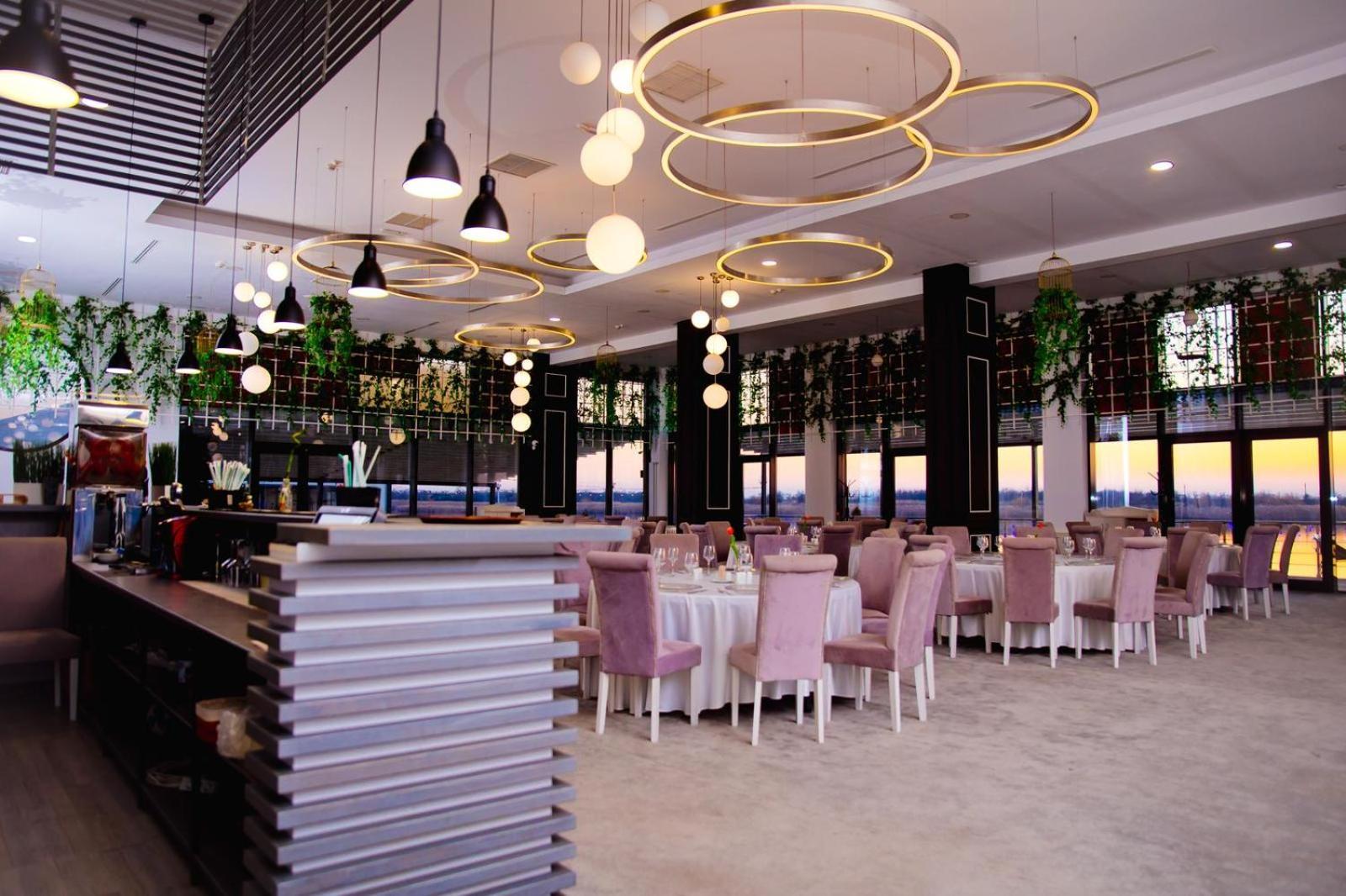 Hotel Evergreen Amara Bagian luar foto